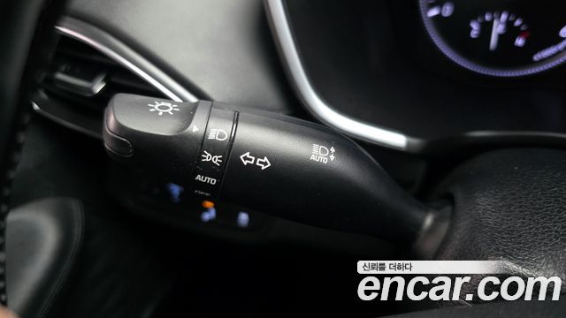 Hyundai Santafe 2019 — photo 30