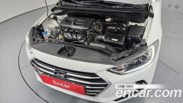 Hyundai AVANTE 2017 — photo 6