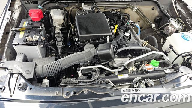 Suzuki Jimny 2023 — photo 6