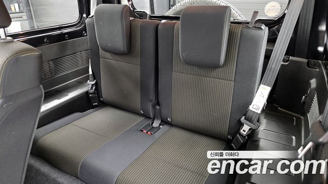 Suzuki Jimny 2023 — photo 27