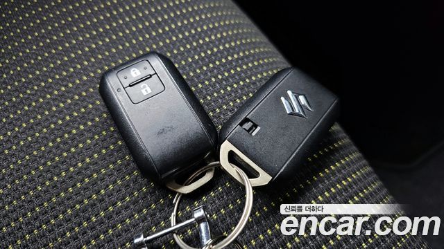 Suzuki Jimny 2023 — photo 28
