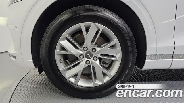 Genesis GV70 2023 — photo 5