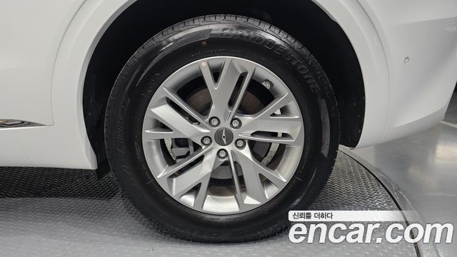 Genesis GV70 2023 — photo 7