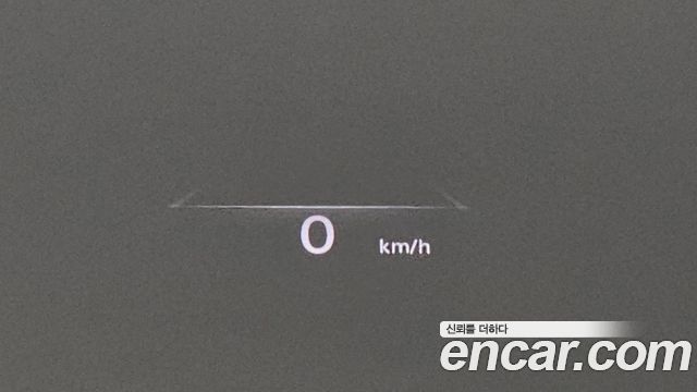 Genesis GV70 2023 — photo 29