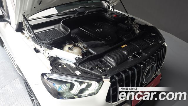 Mercedes-Benz GLE-Class 2022 — photo 6