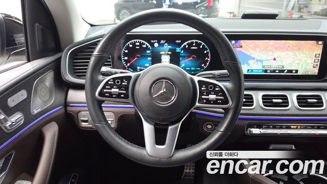 Mercedes-Benz GLE-Class 2022 — photo 19