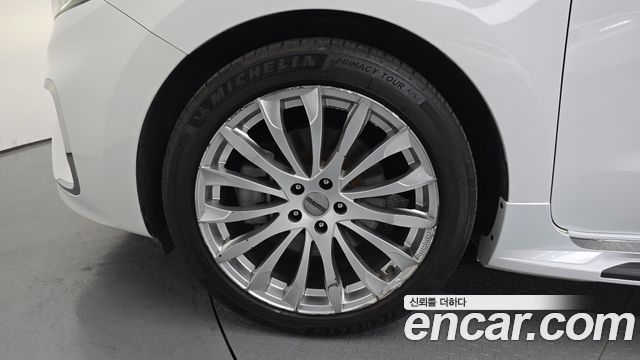 Kia Canival 2019 — photo 5