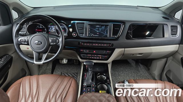 Kia Canival 2019 — photo 7