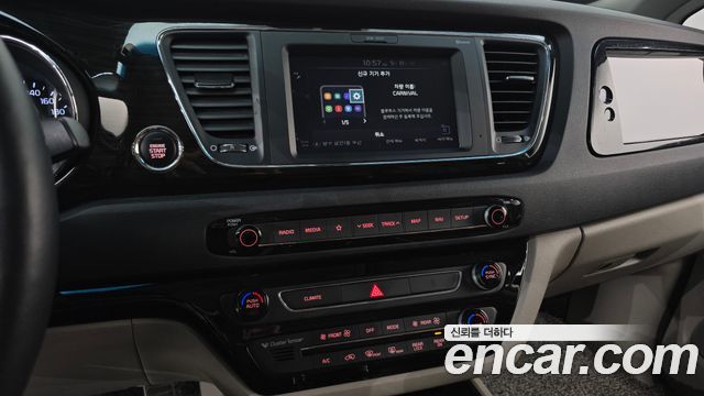 Kia Canival 2019 — photo 14