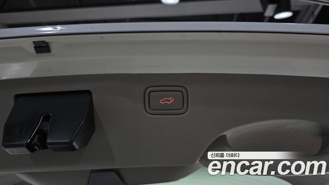 Kia Canival 2019 — photo 20