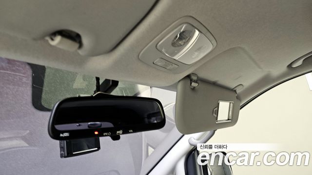 Hyundai Starex 2019 — photo 18