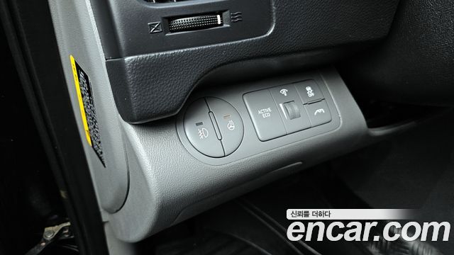 Hyundai Starex 2019 — photo 19
