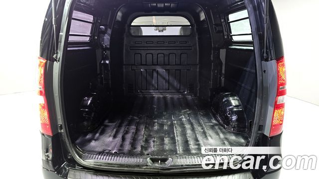 Hyundai Starex 2019 — photo 20