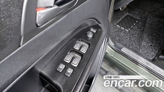 KG Mobility Rexton 2022 — photo 29