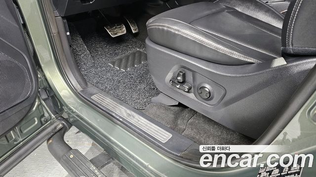 KG Mobility Rexton 2022 — photo 30