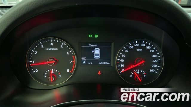 Kia K7 2016 — photo 8