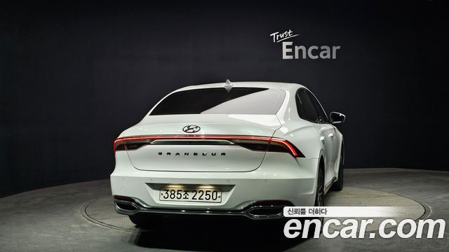 Hyundai Grandeur 2023 — photo 4