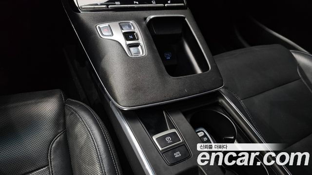 Hyundai Grandeur 2023 — photo 9