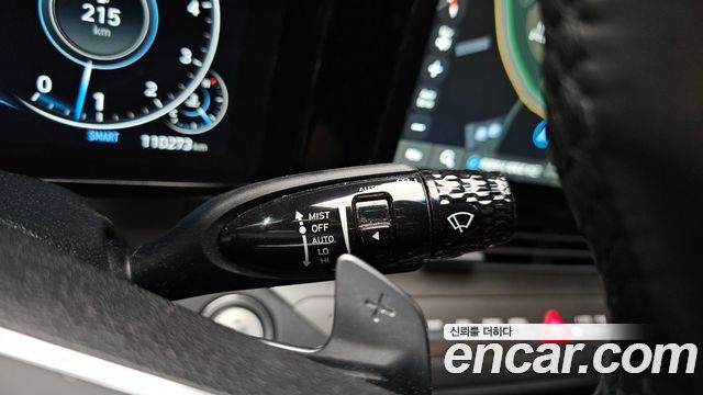 Hyundai Grandeur 2023 — photo 17