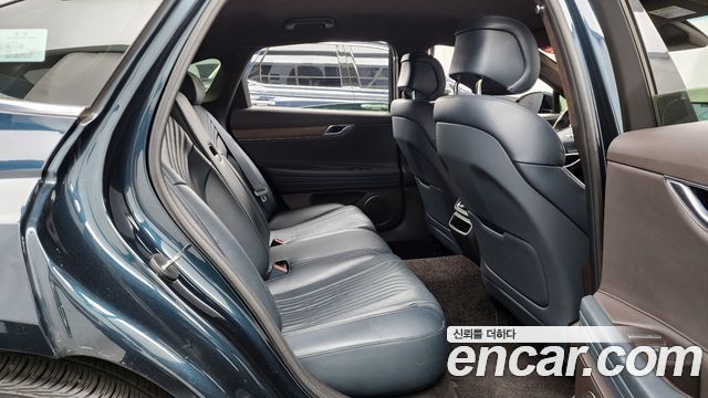 Genesis G80 2021 — photo 18