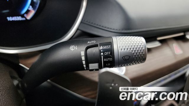 Genesis G80 2021 — photo 24