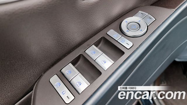 Genesis G80 2021 — photo 27