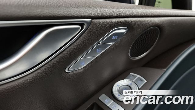 Genesis G80 2021 — photo 28