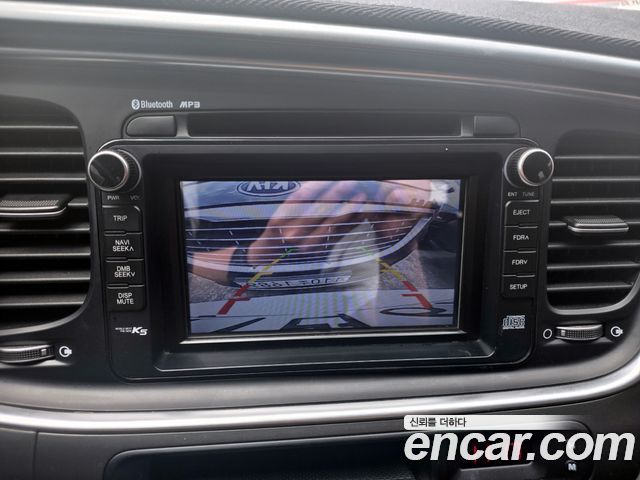 Kia K5 2015 — photo 14