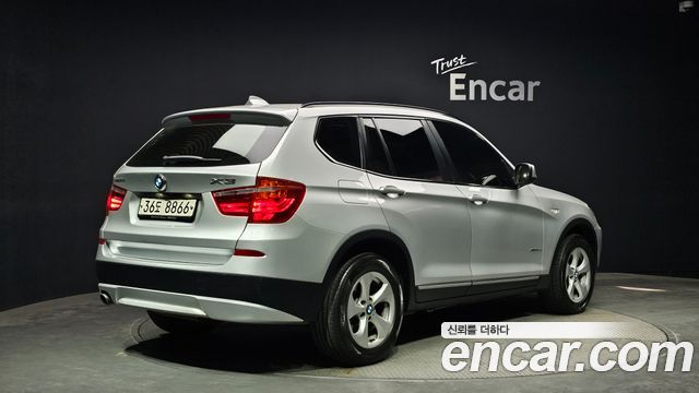 BMW X3 2011 — photo 2