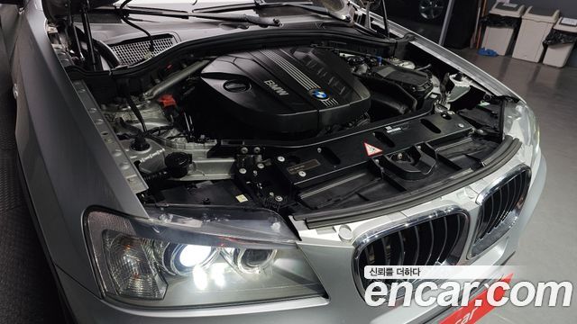 BMW X3 2011 — photo 6