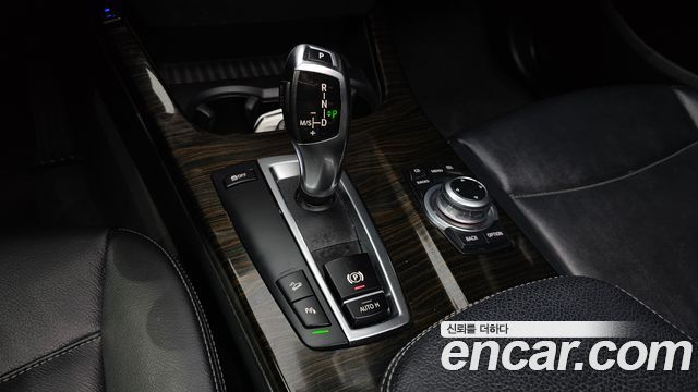 BMW X3 2011 — photo 9