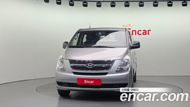 Hyundai Starex 2011 — photo 3