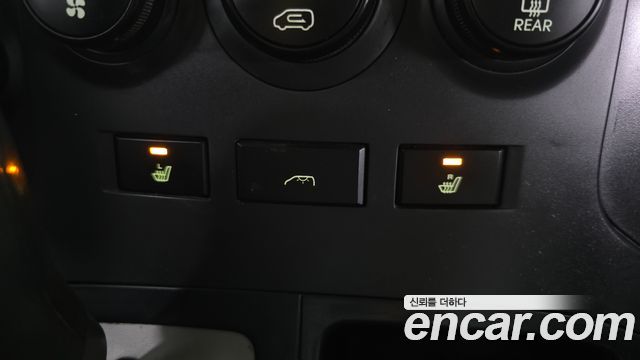 Hyundai Starex 2011 — photo 15