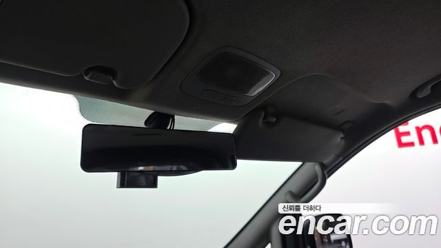 Hyundai Starex 2011 — photo 16