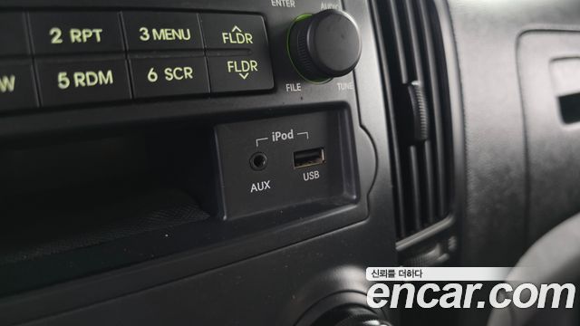 Hyundai Starex 2011 — photo 20