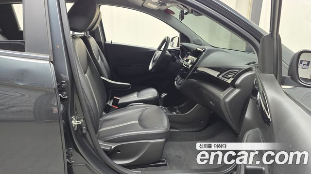 Chevrolet Korea Spark 2019 — photo 16