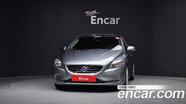 Volvo V40 2015 — photo 3
