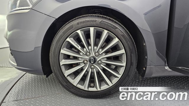 Kia K7 2019 — photo 5