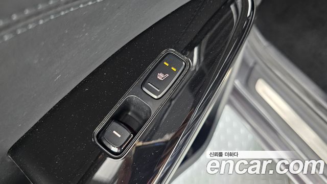 Kia K7 2019 — photo 19