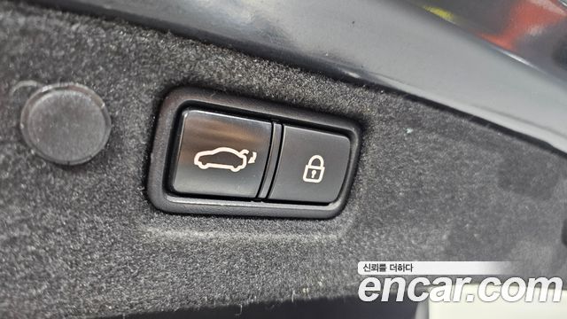 Kia K7 2019 — photo 20