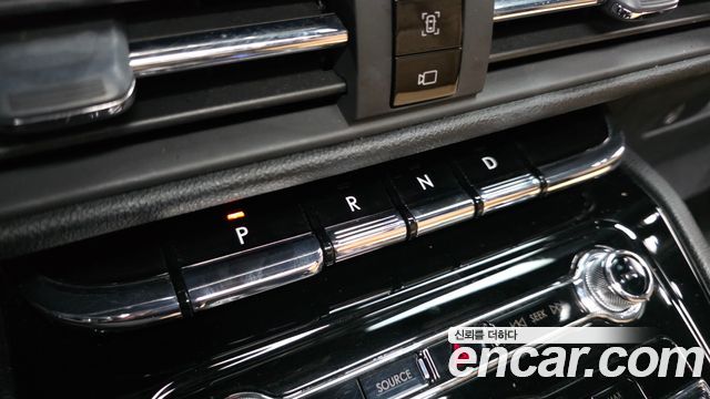 Lincoln Corsair 2022 — photo 9