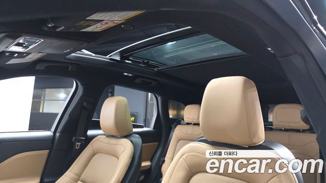 Lincoln Corsair 2022 — photo 18