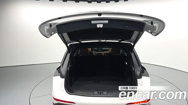 Lincoln Corsair 2022 — photo 20