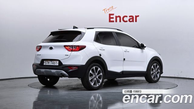 Kia Stonic 2019 — photo 2