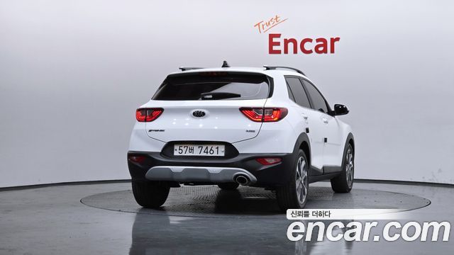 Kia Stonic 2019 — photo 4