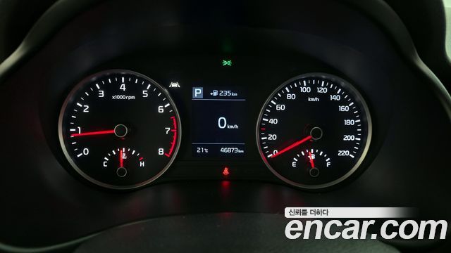 Kia Stonic 2019 — photo 8