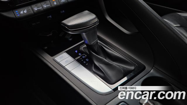 Hyundai AVANTE 2021 — photo 9