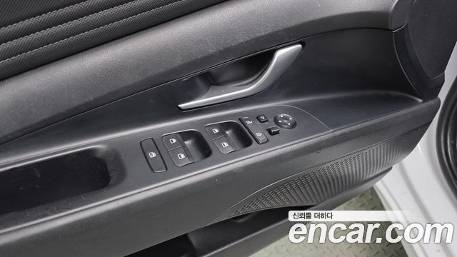 Hyundai AVANTE 2021 — photo 19