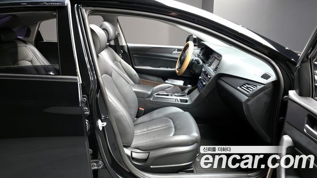 Hyundai Sonata 2016 — photo 18