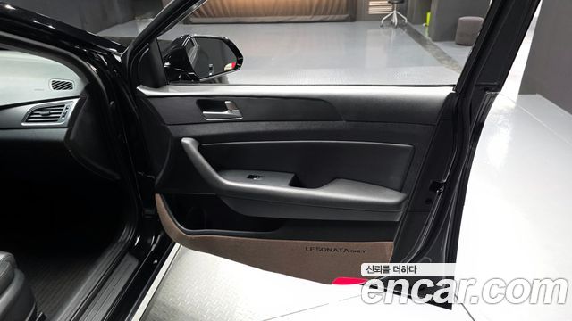 Hyundai Sonata 2016 — photo 14